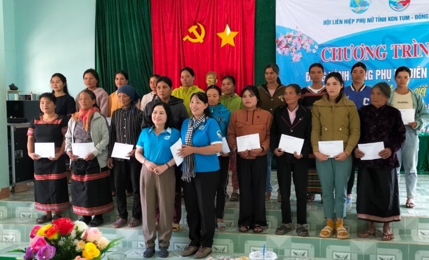 Hội LHPN huyện: Hỗ trợ phụ nữ phát triển toàn diện, xây dựng gia đình Việt Nam ấm no, hạnh phúc, tiến bộ, văn minh