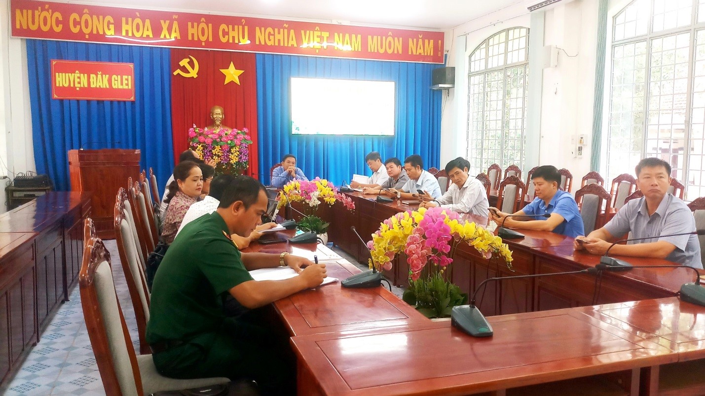 UBND huyện Đăk Glei tham dự phiên họp Chính phủ thường kỳ tháng 9 và Hội nghị trực tuyến với các địa phương