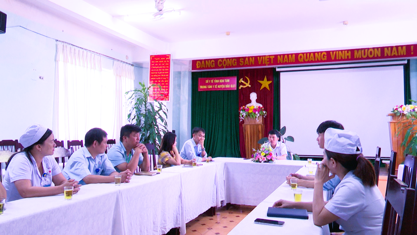 BHXH huyện Đăk Glei tích cực thực hiện Đề án số 06 của Chính phủ